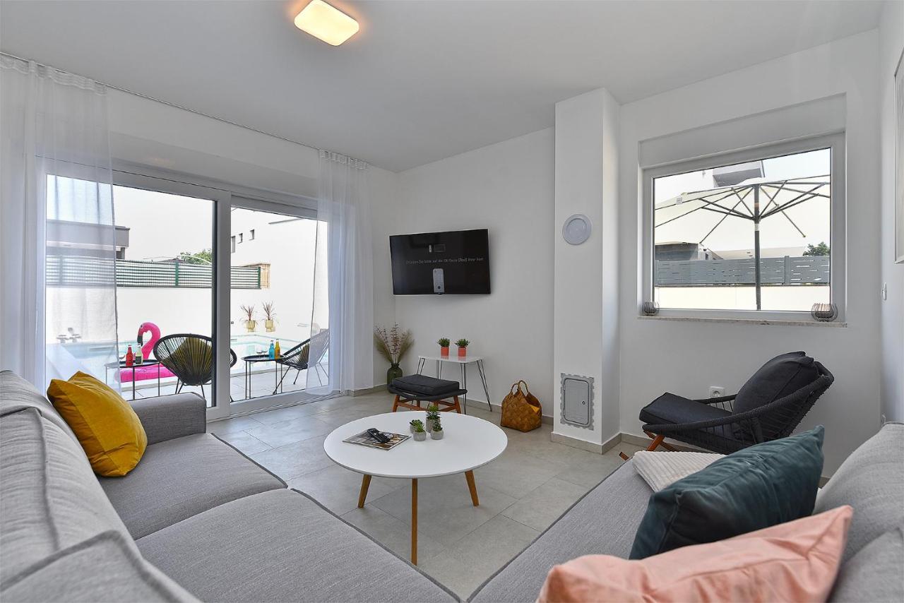 Villa Jlo 2 Mit 4 E-bikes